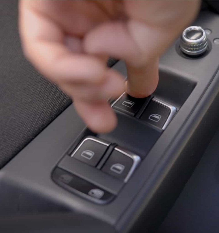 Máster Swicht Expertos en vidrios eléctricos